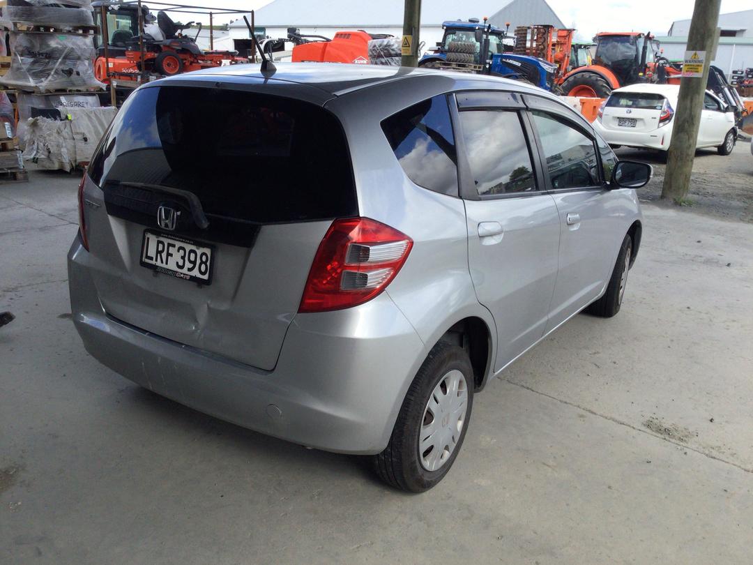 Photo '7' of Honda FIT Photo '7' of Honda FIT