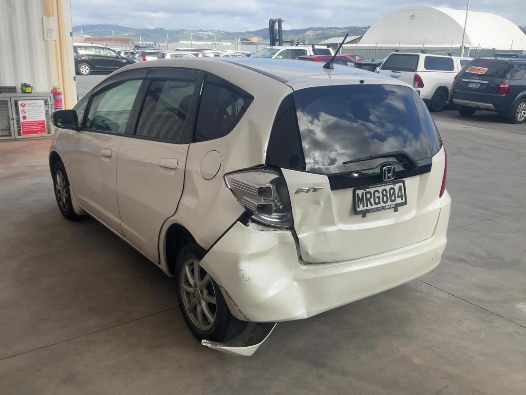 Photo '6' of Honda FIT Photo '6' of Honda FIT