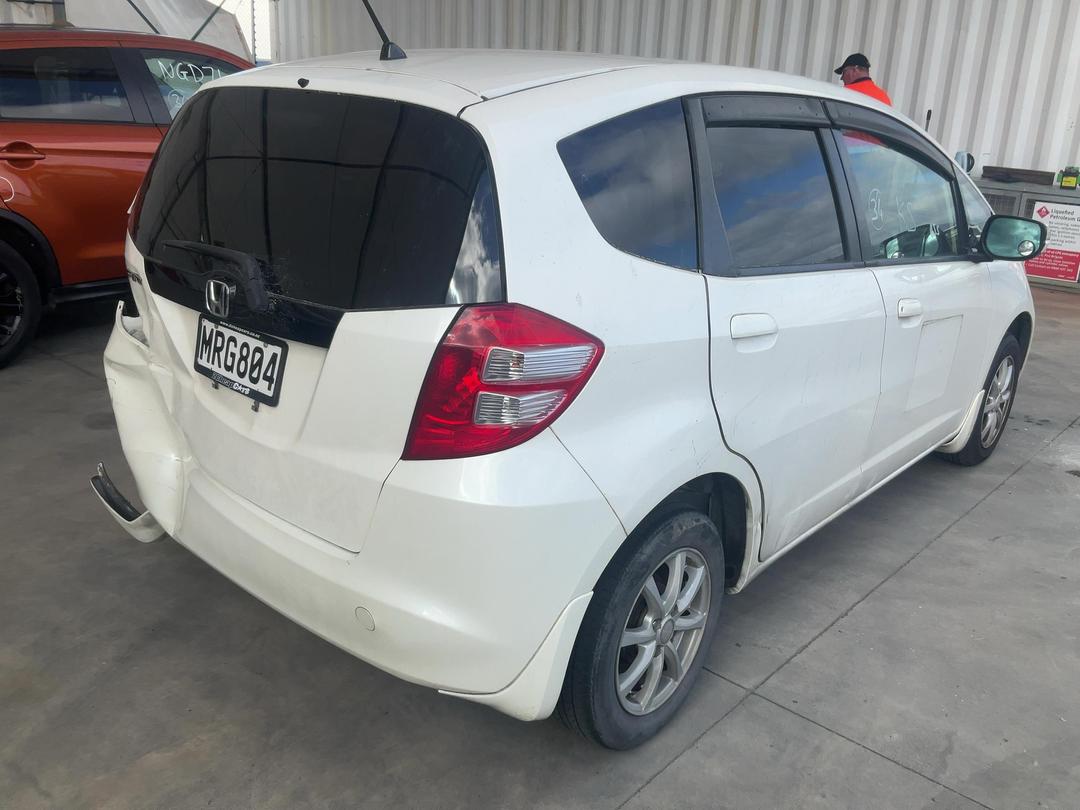 Photo '8' of Honda FIT Photo '8' of Honda FIT
