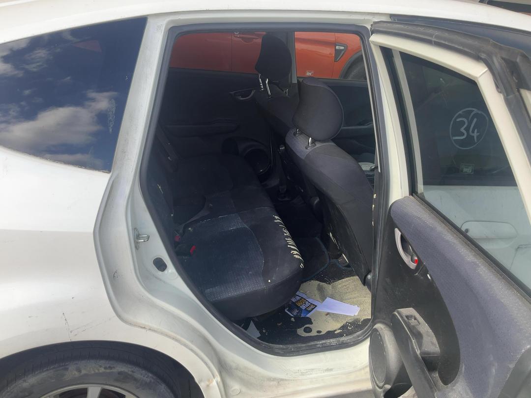 Photo '18' of Honda FIT Photo '18' of Honda FIT
