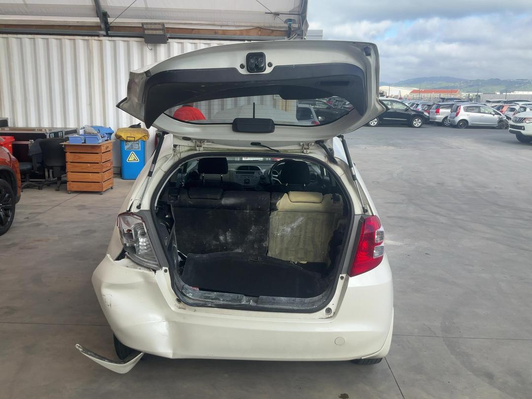 Photo '19' of Honda FIT Photo '19' of Honda FIT