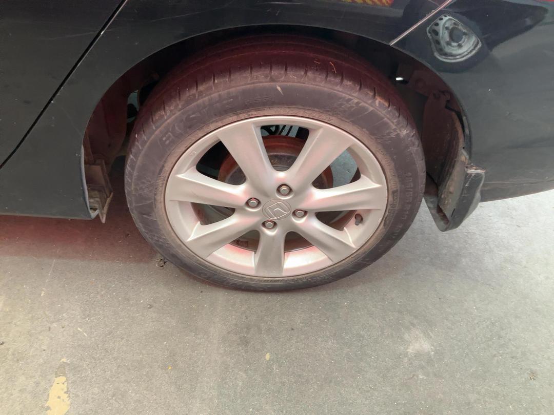 Photo '12' of Honda Insight