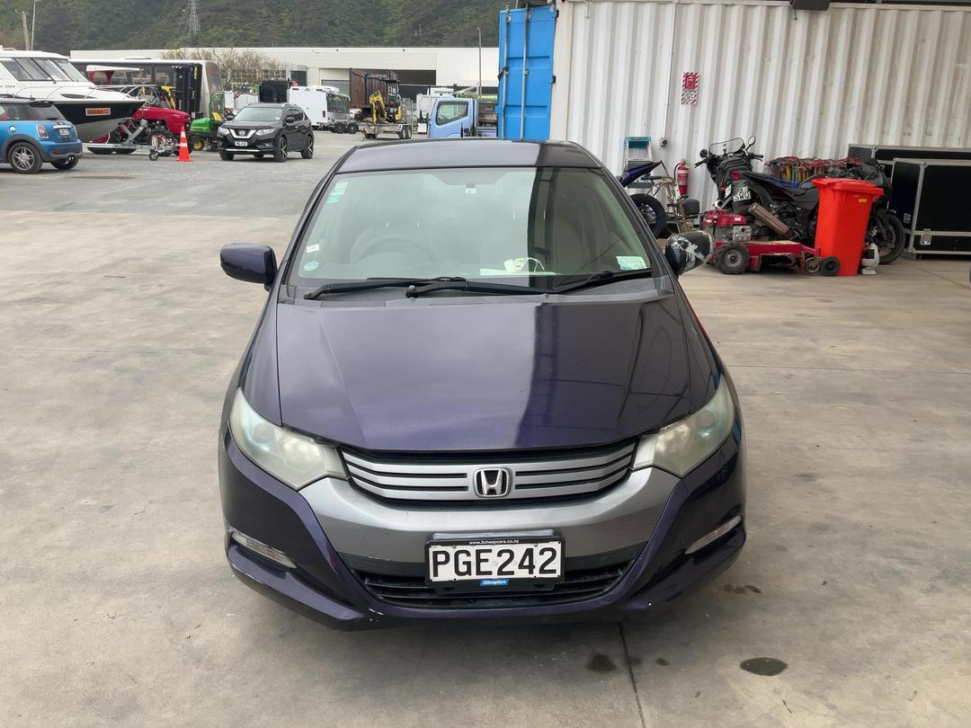 Photo '3' of Honda Insight Photo '3' of Honda Insight