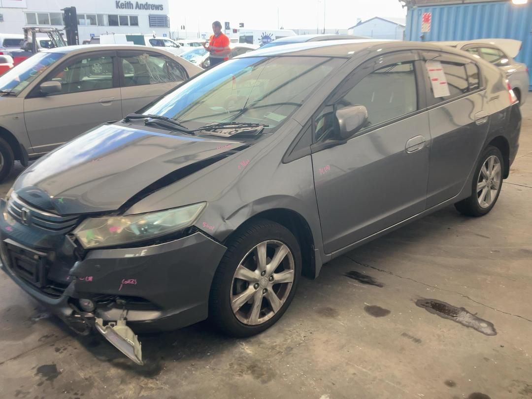 Photo '3' of Honda Insight Photo '3' of Honda Insight