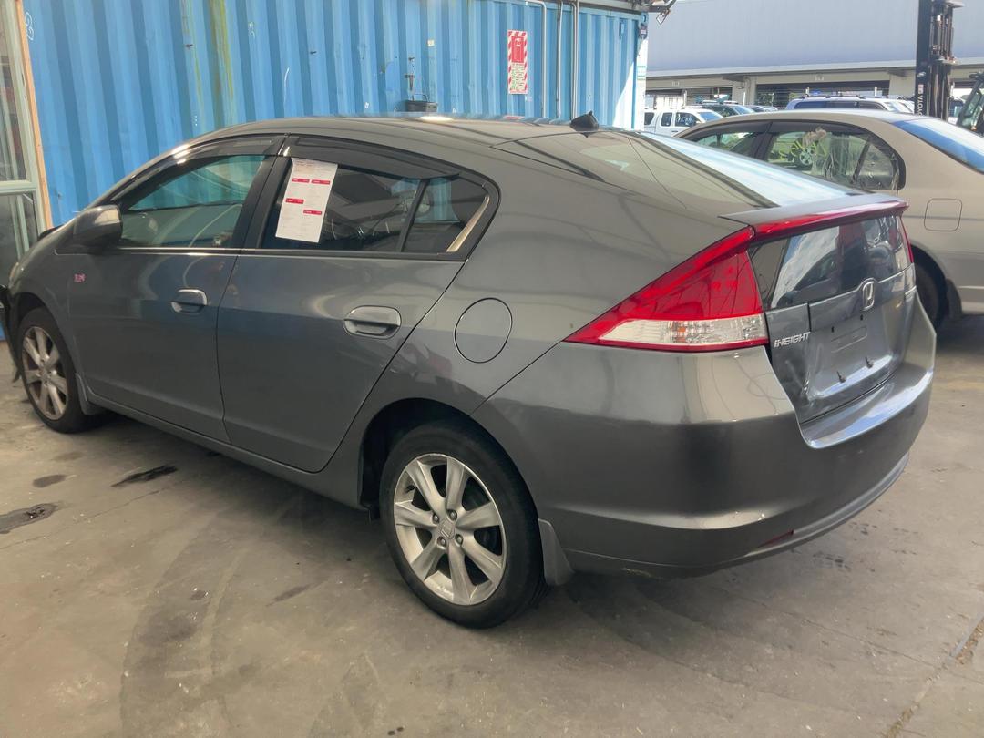 Photo '4' of Honda Insight Photo '4' of Honda Insight