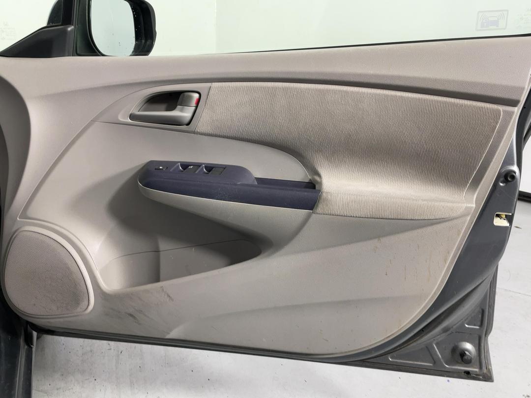 Photo '15' of Honda Insight