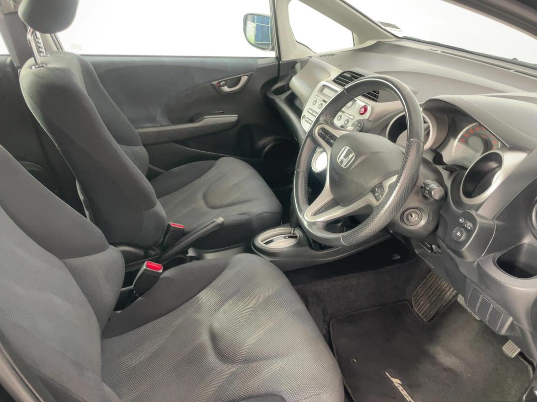 Photo '16' of Honda Jazz