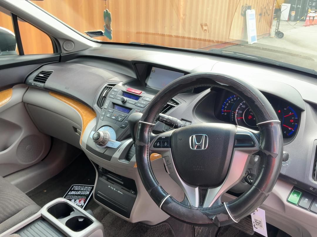 Photo '14' of Honda Odyssey
