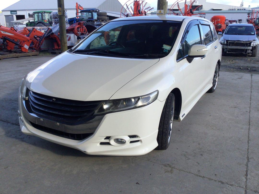 Photo '3' of Honda Odyssey