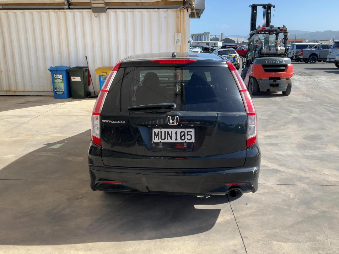 Photo '7' of Honda Stream
