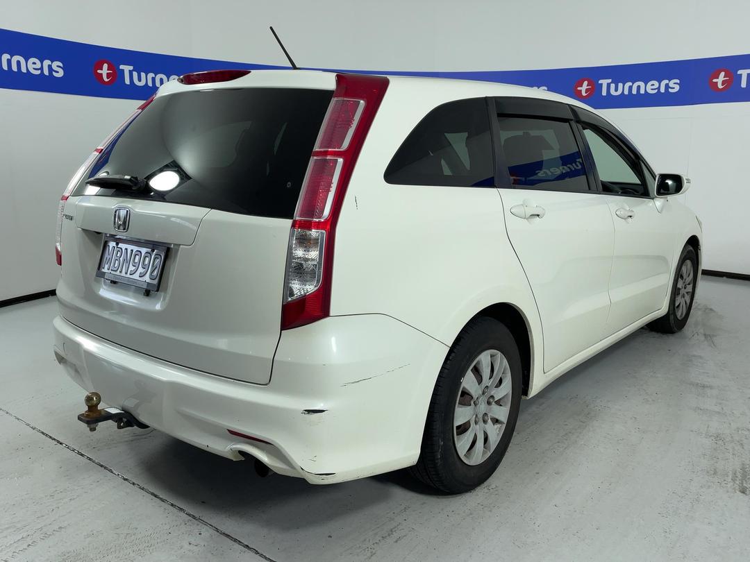 Photo '7' of Honda Stream Photo '7' of Honda Stream