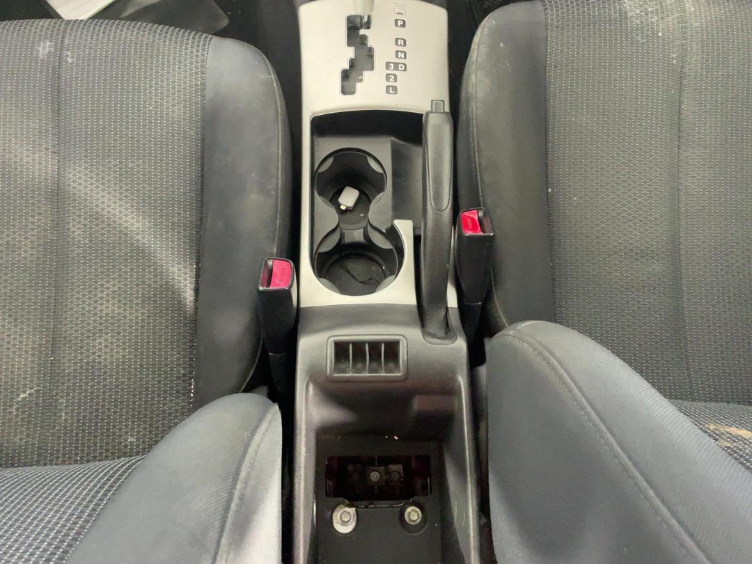 Photo '18' of Hyundai Elantra