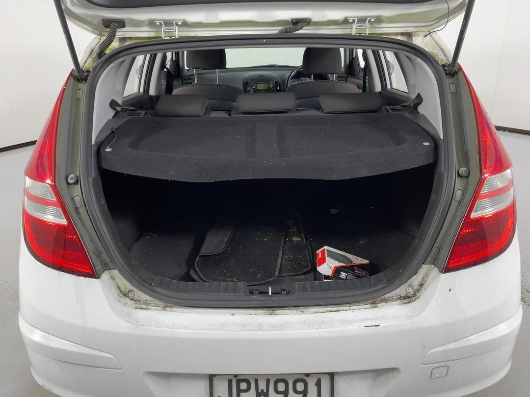 Photo '12' of Hyundai I30 Crdi Photo '12' of Hyundai I30 Crdi
