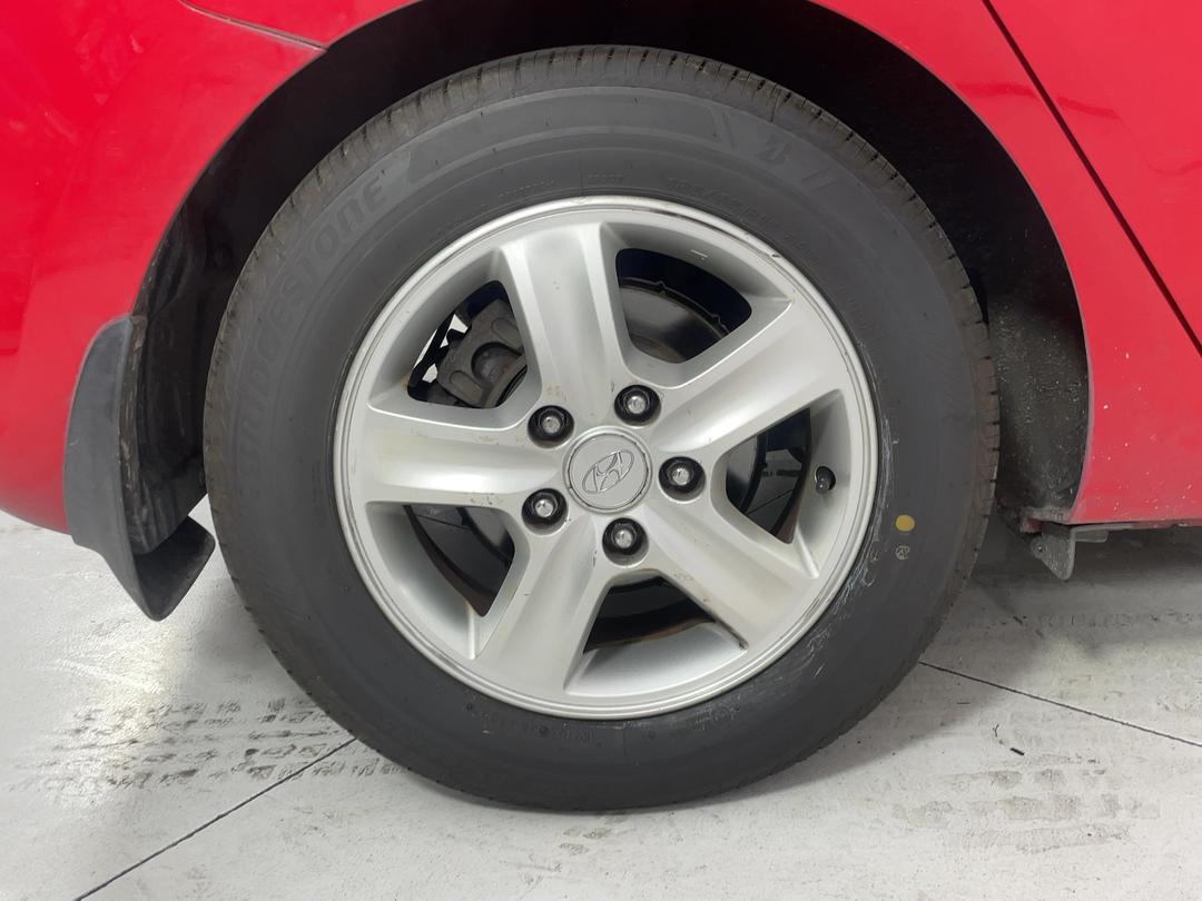 Photo '12' of Hyundai I30