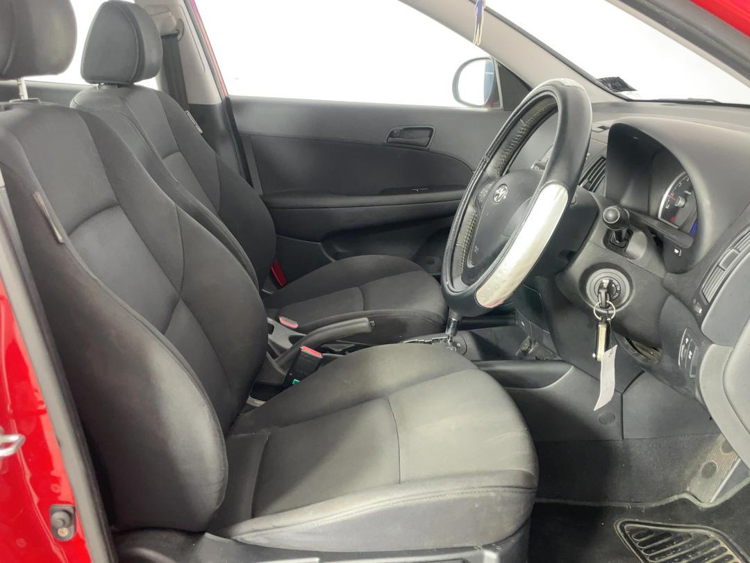 Photo '16' of Hyundai I30