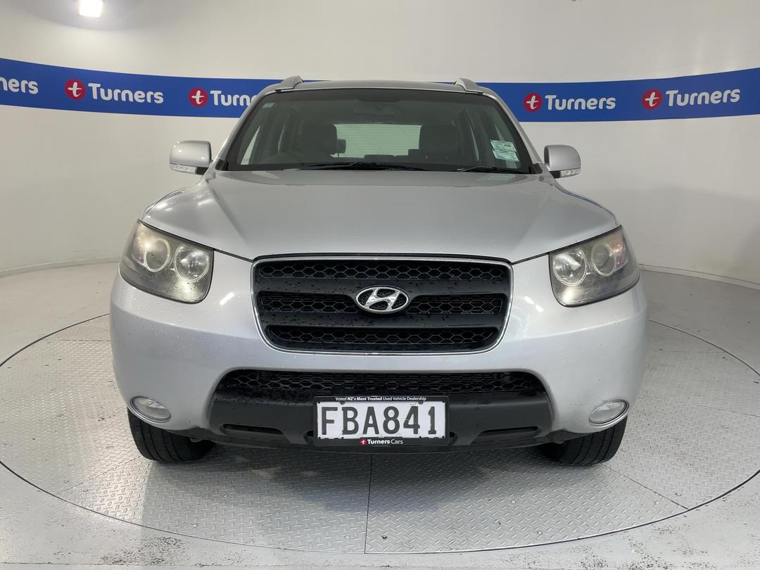 Photo '2' of Hyundai Santa FE