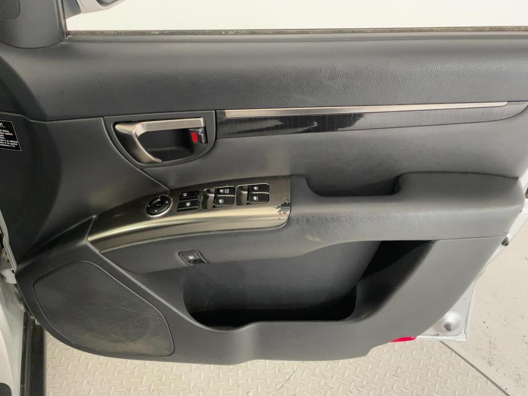 Photo '15' of Hyundai Santa FE