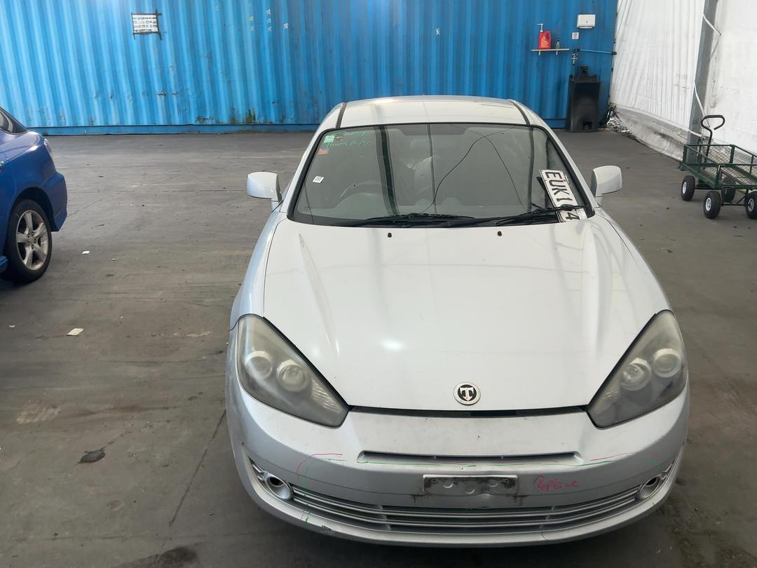 Photo '2' of Hyundai Tiburon Cvvt Photo '2' of Hyundai Tiburon Cvvt