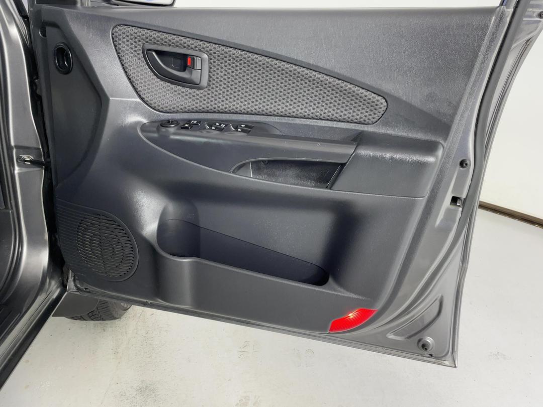 Photo '15' of Hyundai Tucson