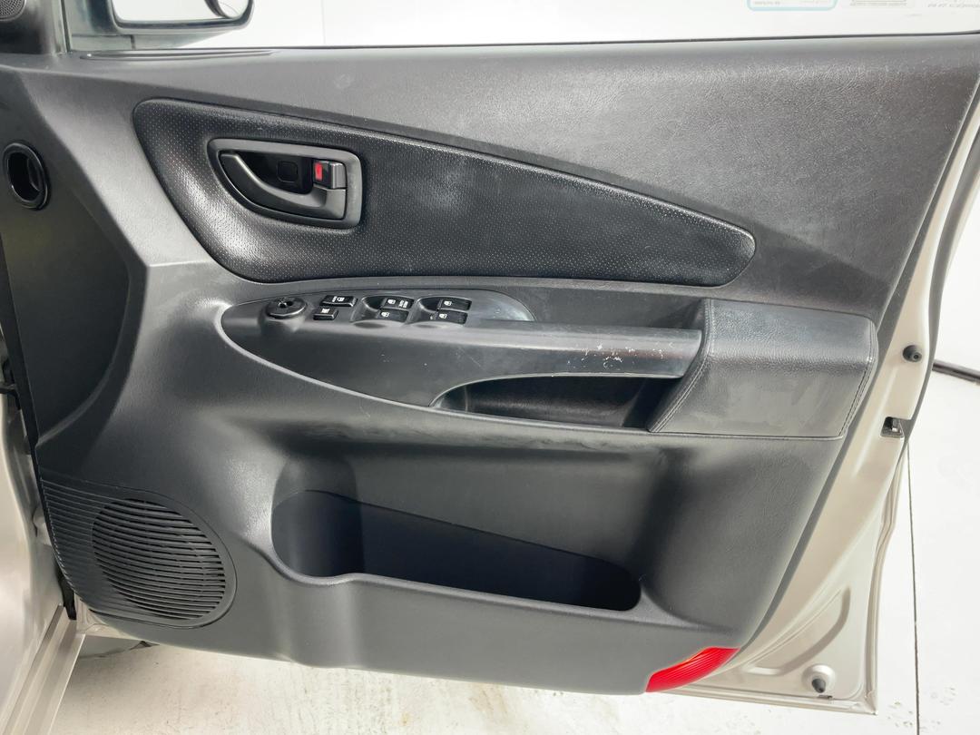 Photo '15' of Hyundai Tucson