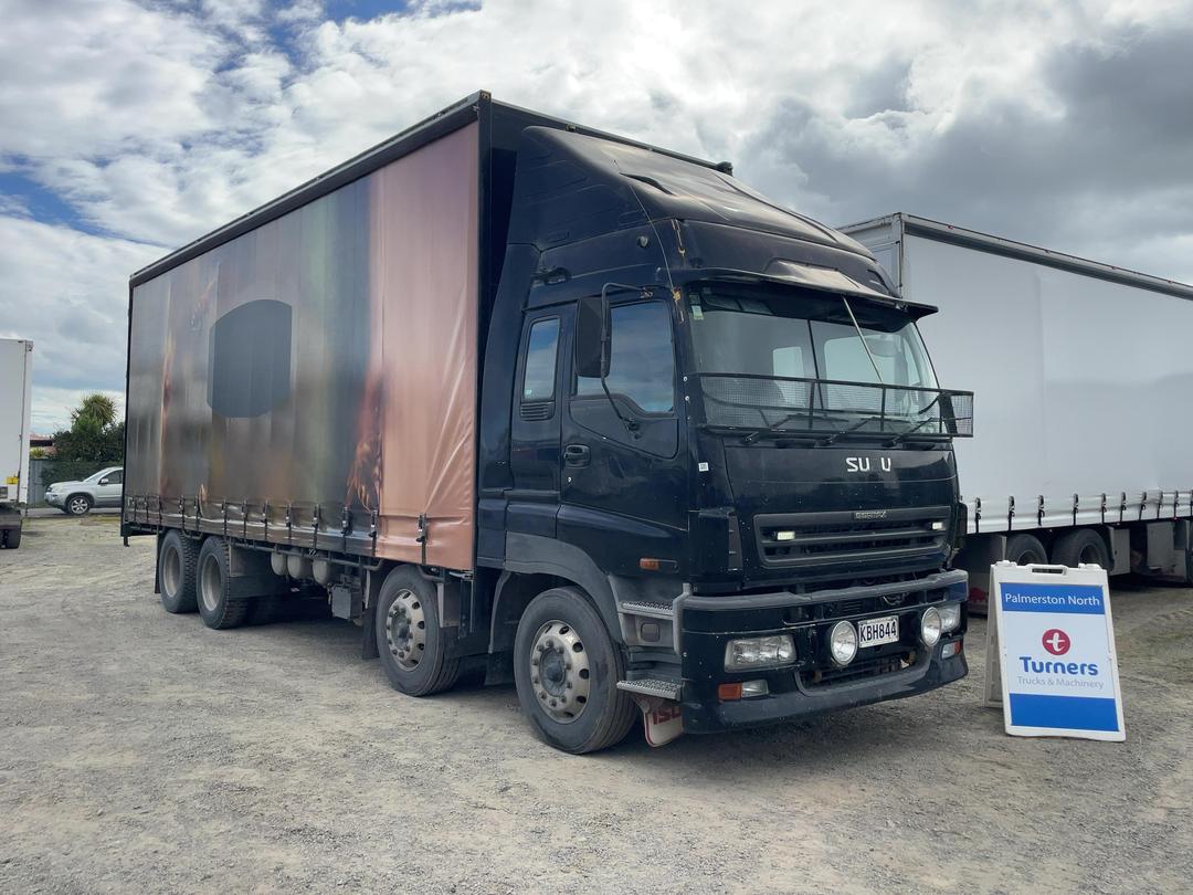Photo '1' of Isuzu CYJ 530 Giga Curtainsider