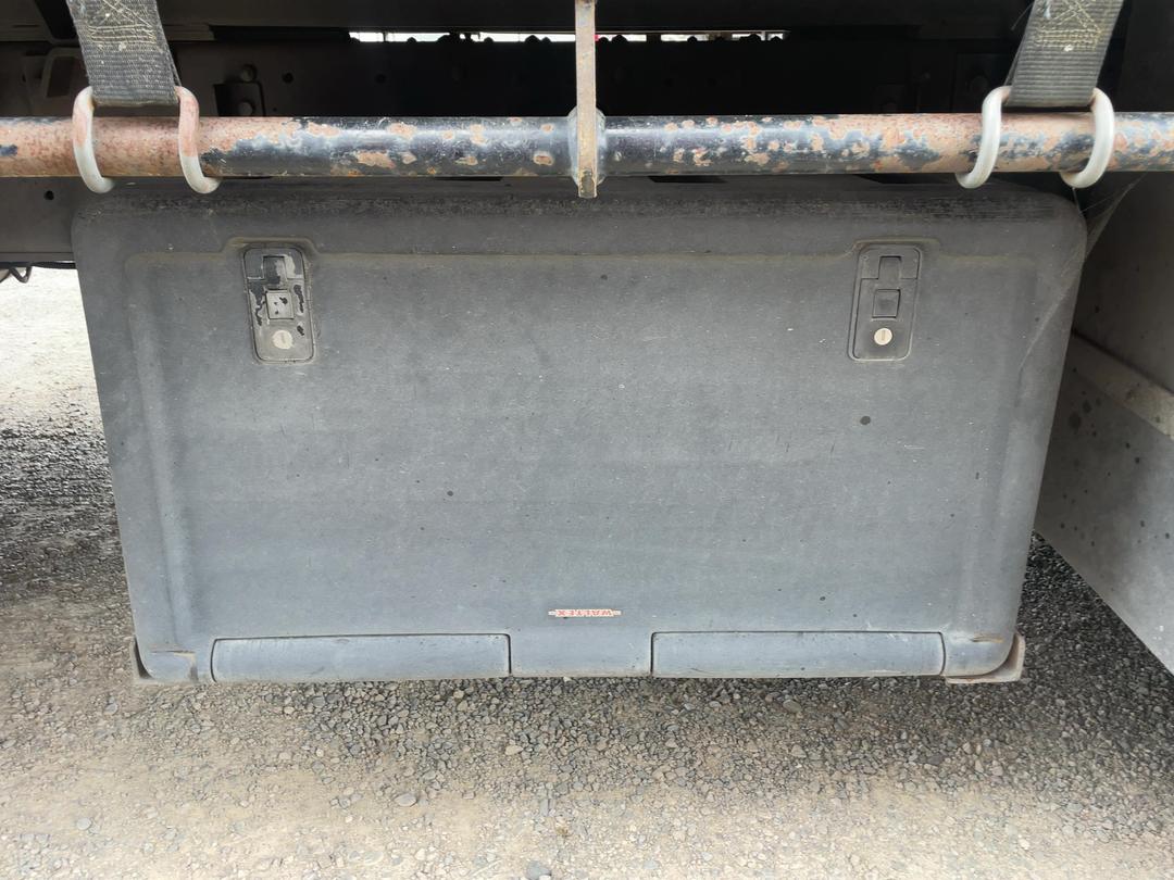 Photo '24' of Isuzu CYJ 530 Giga Curtainsider