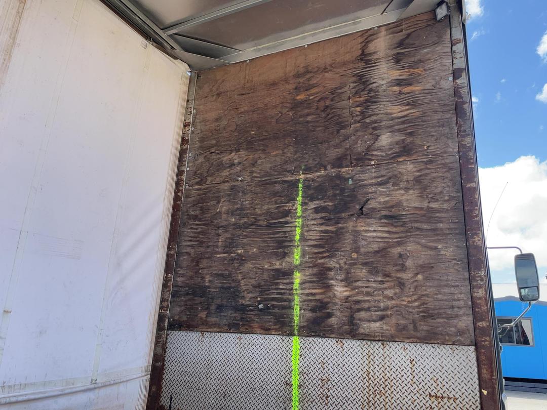 Photo '19' of Isuzu CYJ 530 Giga Curtainsider