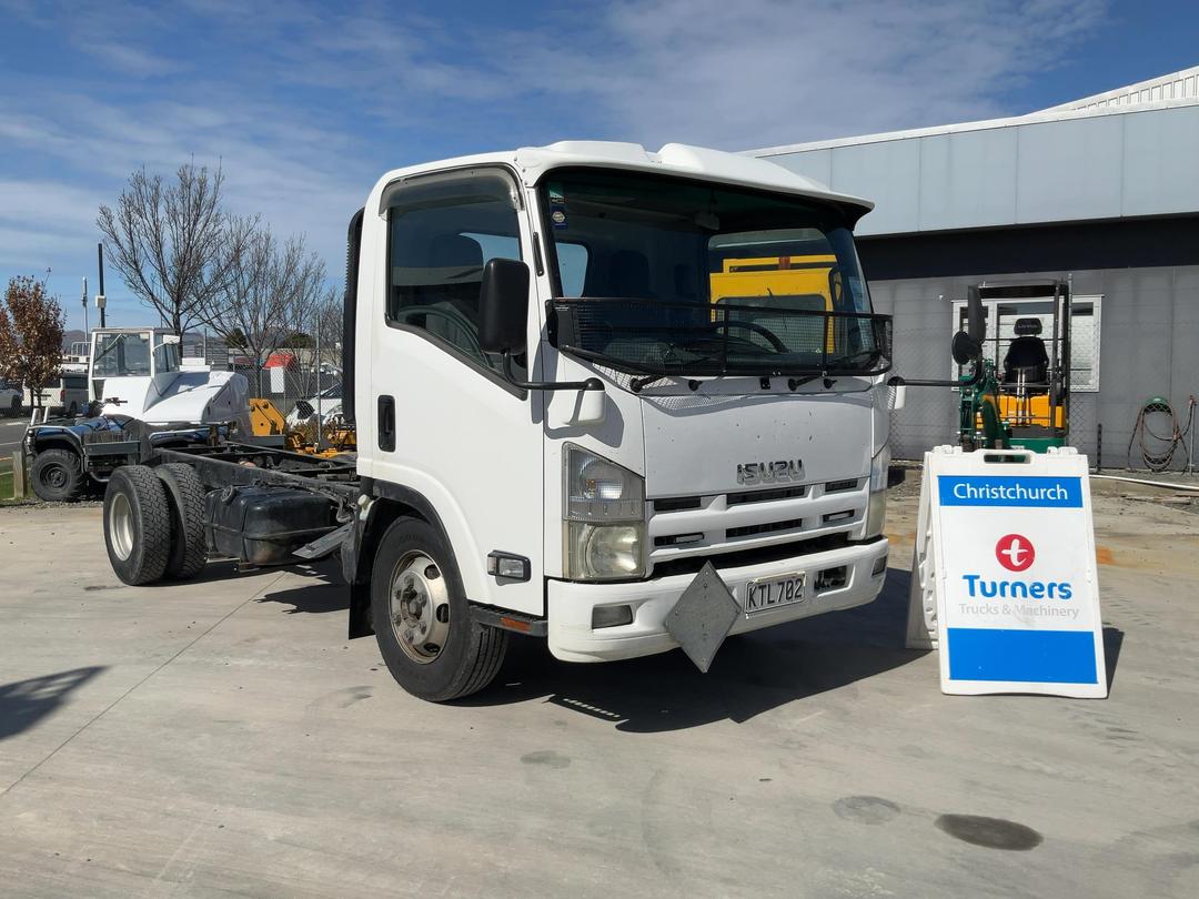 Photo '1' of Isuzu ELF NPR75 Cab Chassis