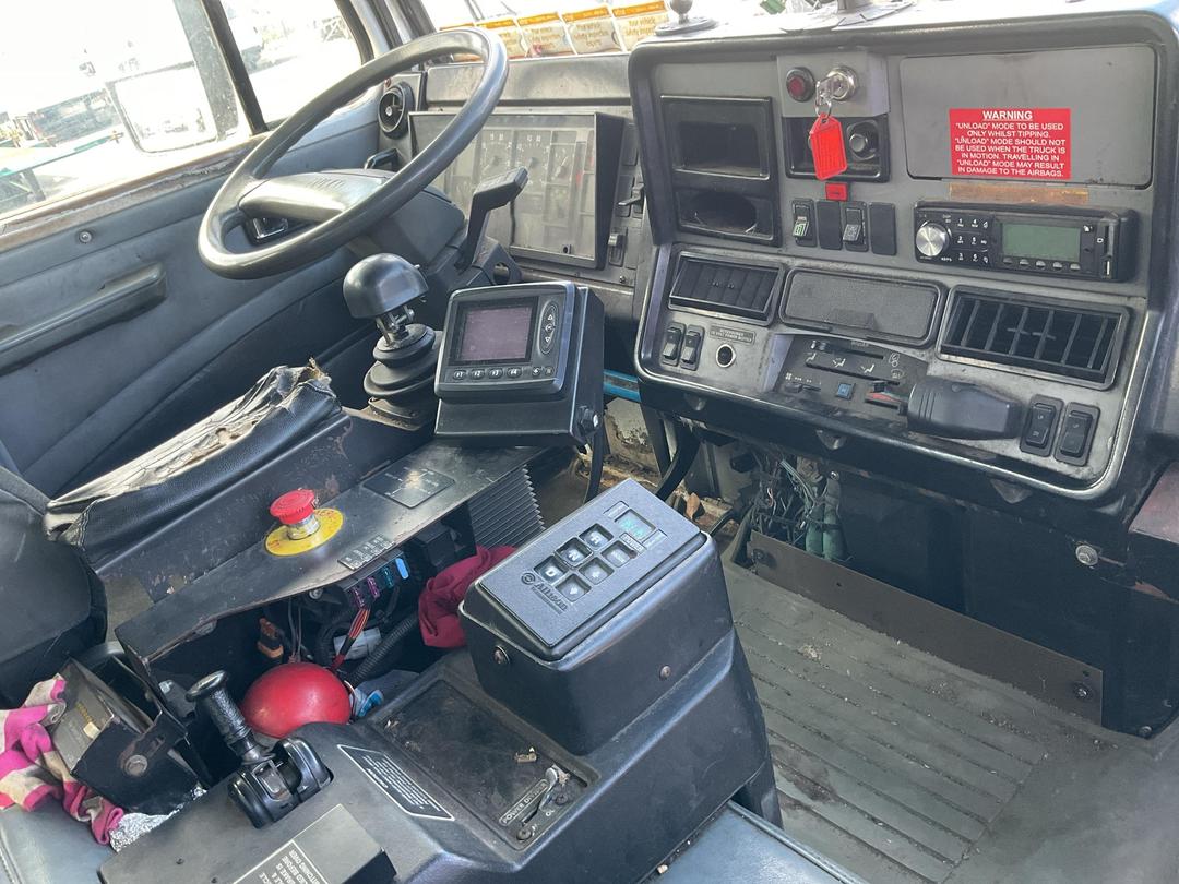 Photo '18' of Iveco ACCO 2350 6X4 Rubbish Compactor