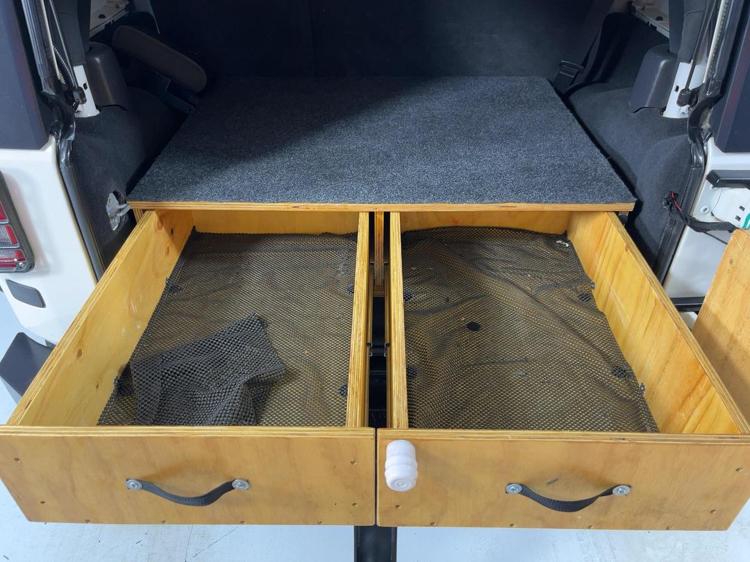 Photo '23' of Jeep Wrangler