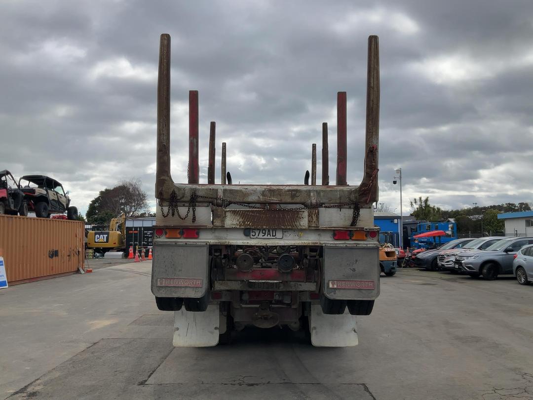 Photo '5' of Kenworth T 404 Logger