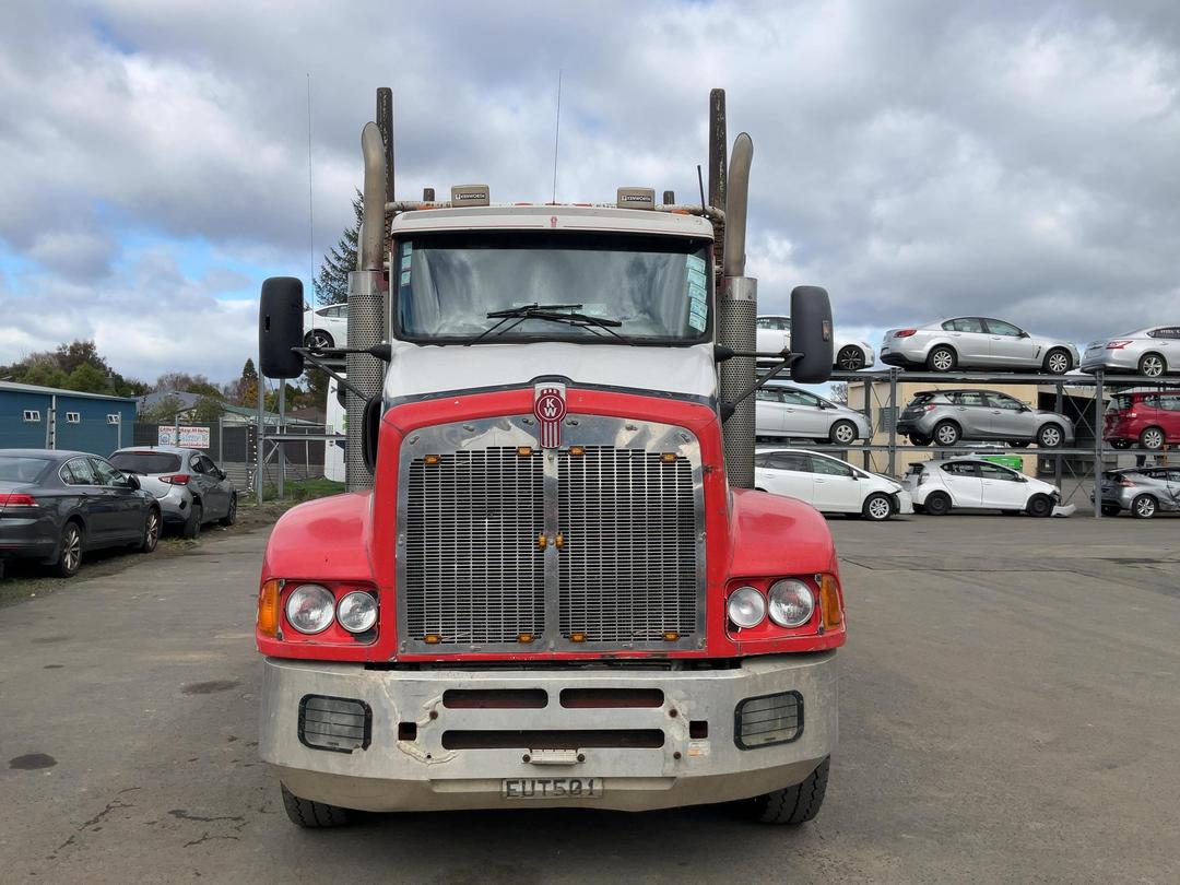 Photo '9' of Kenworth T 404 Logger