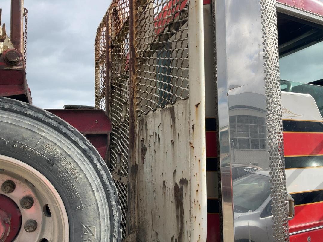 Photo '27' of Kenworth T 404 Logger