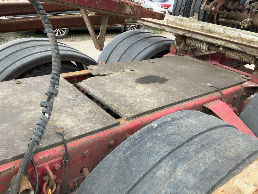 Photo '34' of Kenworth T 404 Logger