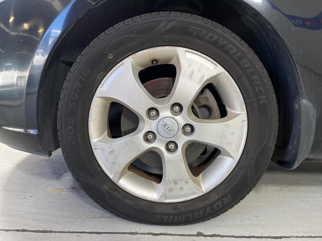 Photo '8' of KIA Cerato LX