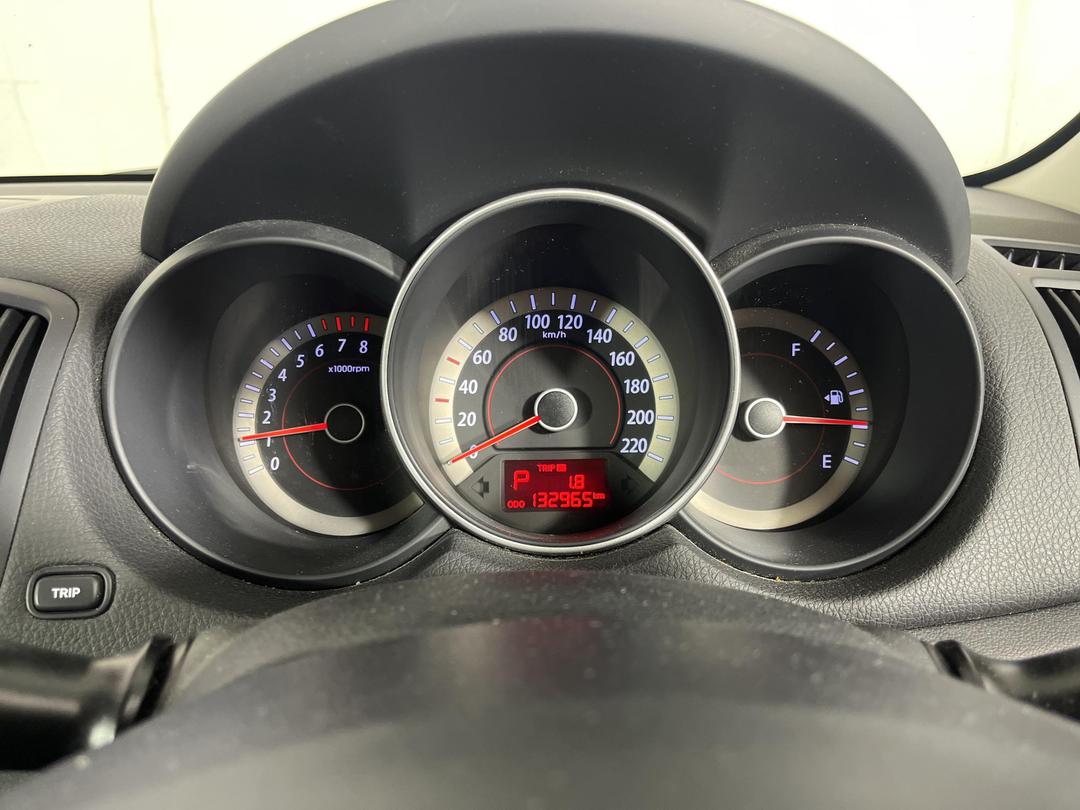 Photo '19' of KIA Cerato LX