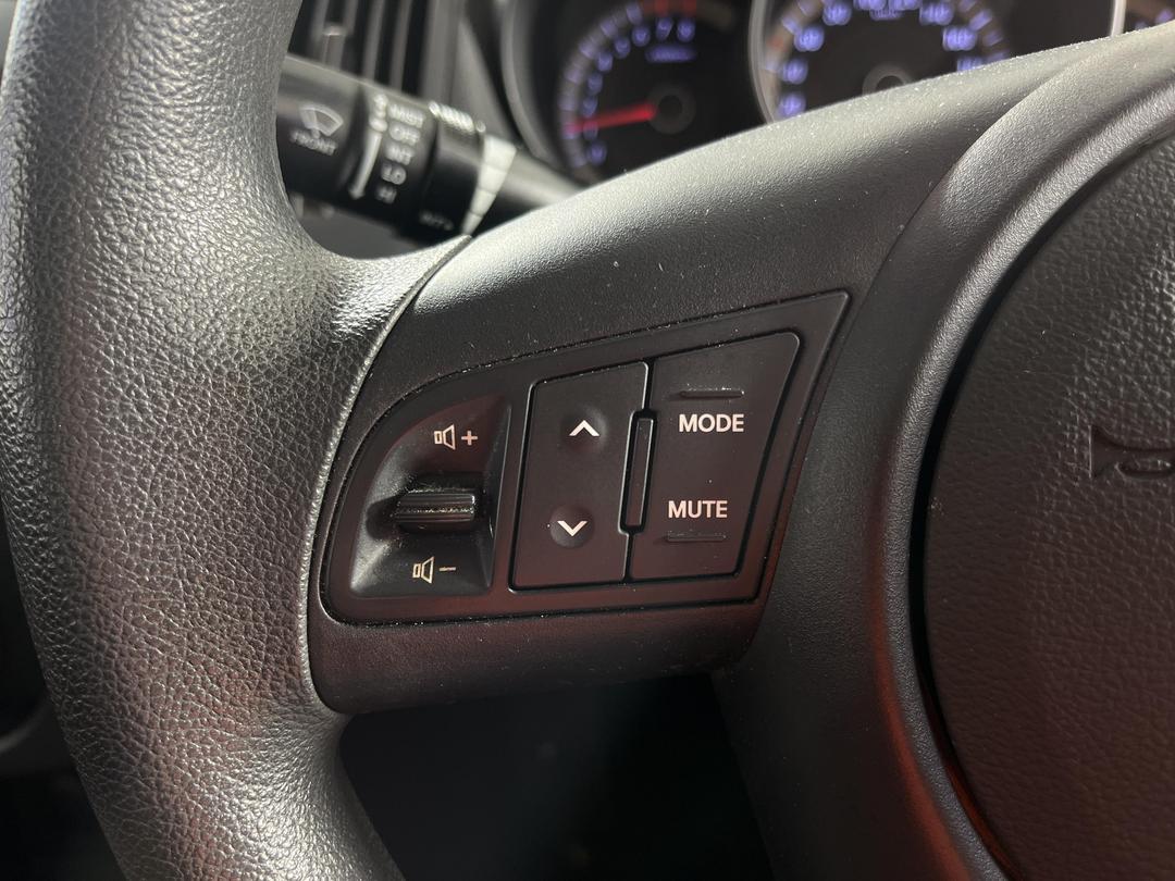 Photo '23' of KIA Cerato LX