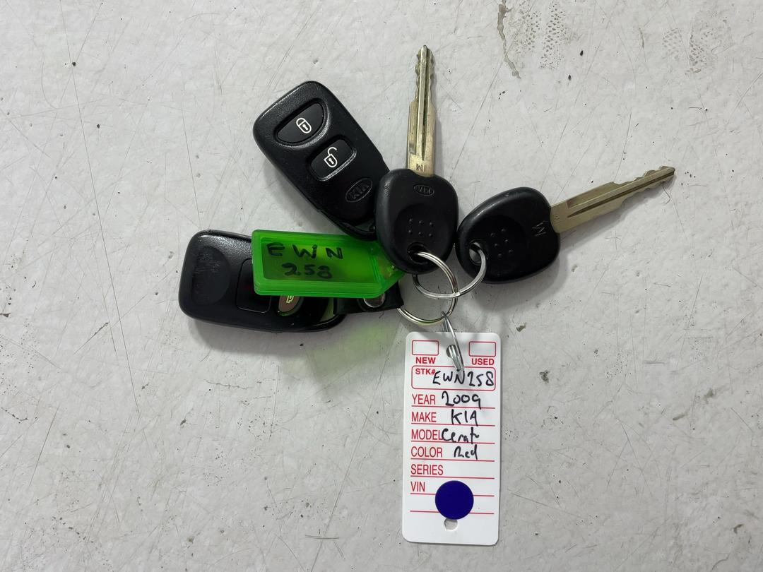 Photo '22' of KIA Cerato