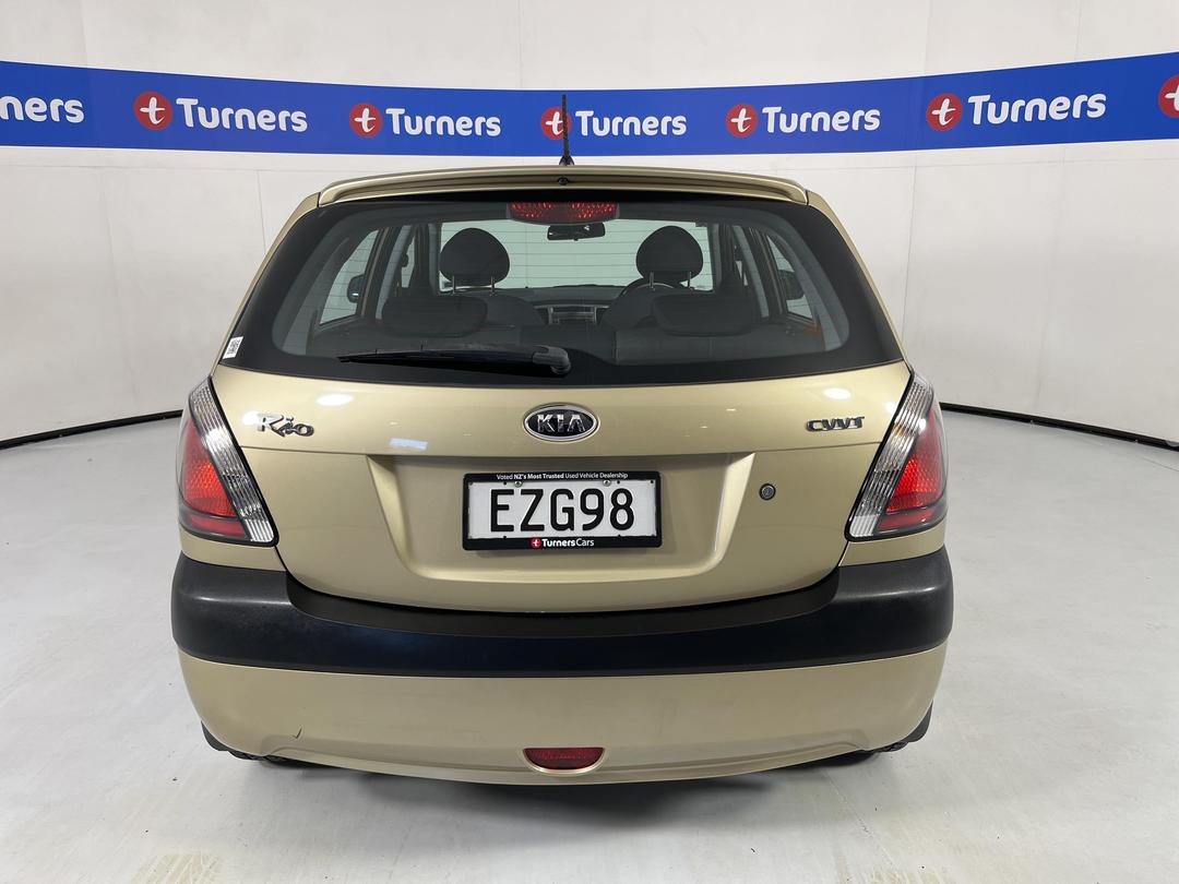 Photo '6' of KIA RIO