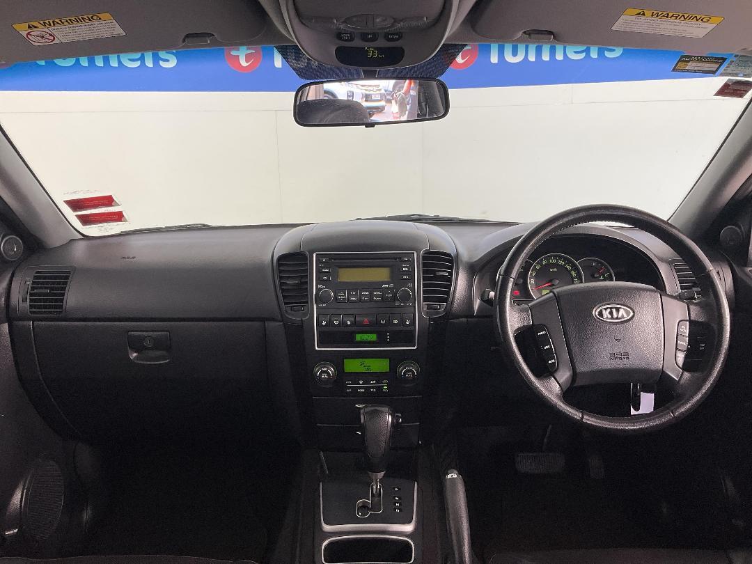 Photo '15' of KIA Sorento