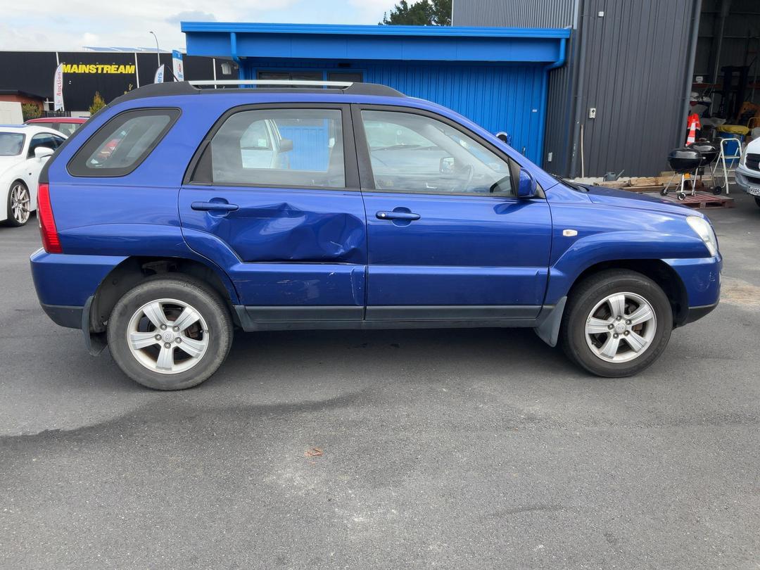 Photo '8' of KIA Sportage