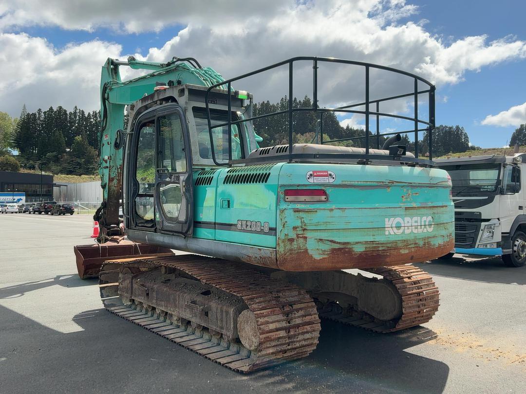 Photo '6' of Kobelco SK200-8 Excavator