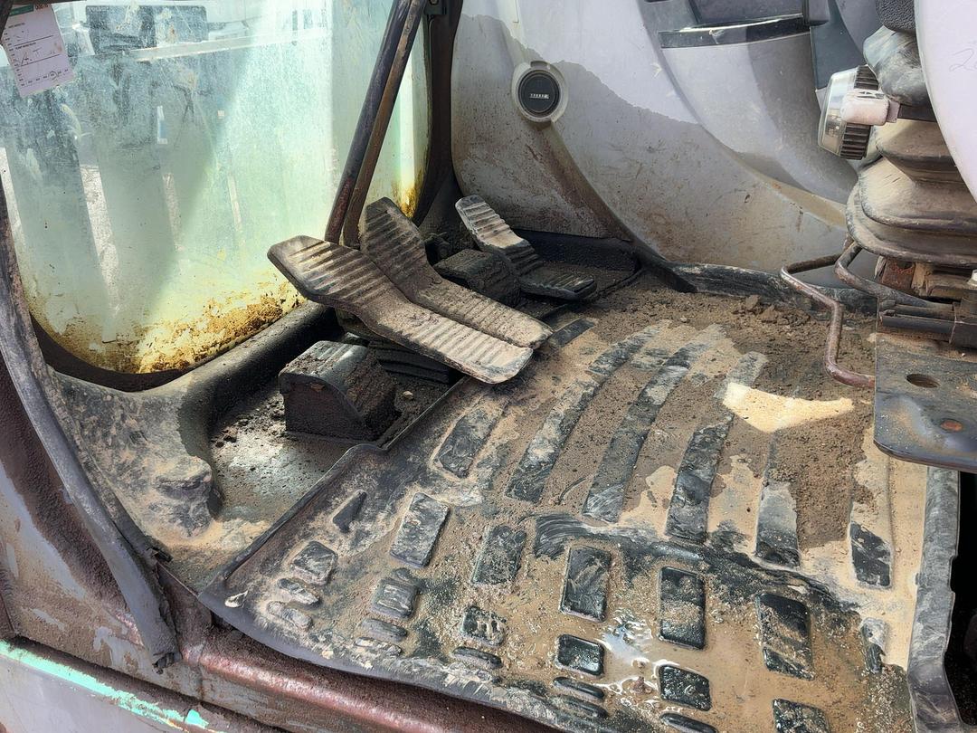 Photo '13' of Kobelco SK200-8 Excavator