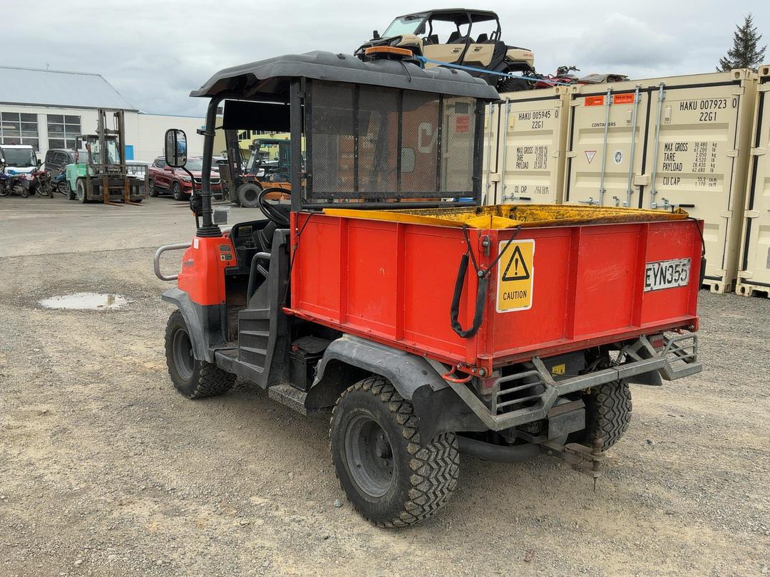 Photo '8' of Kubota RTV900