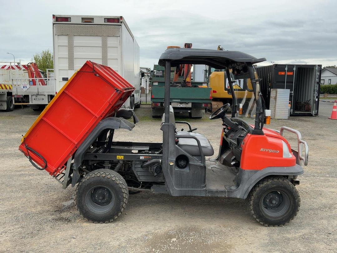 Photo '4' of Kubota RTV900