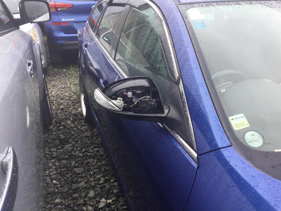 Photo '2' of Mazda Atenza