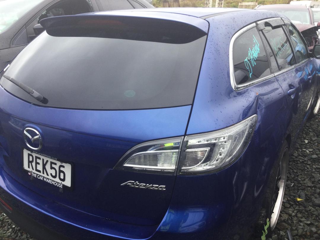 Photo '5' of Mazda Atenza