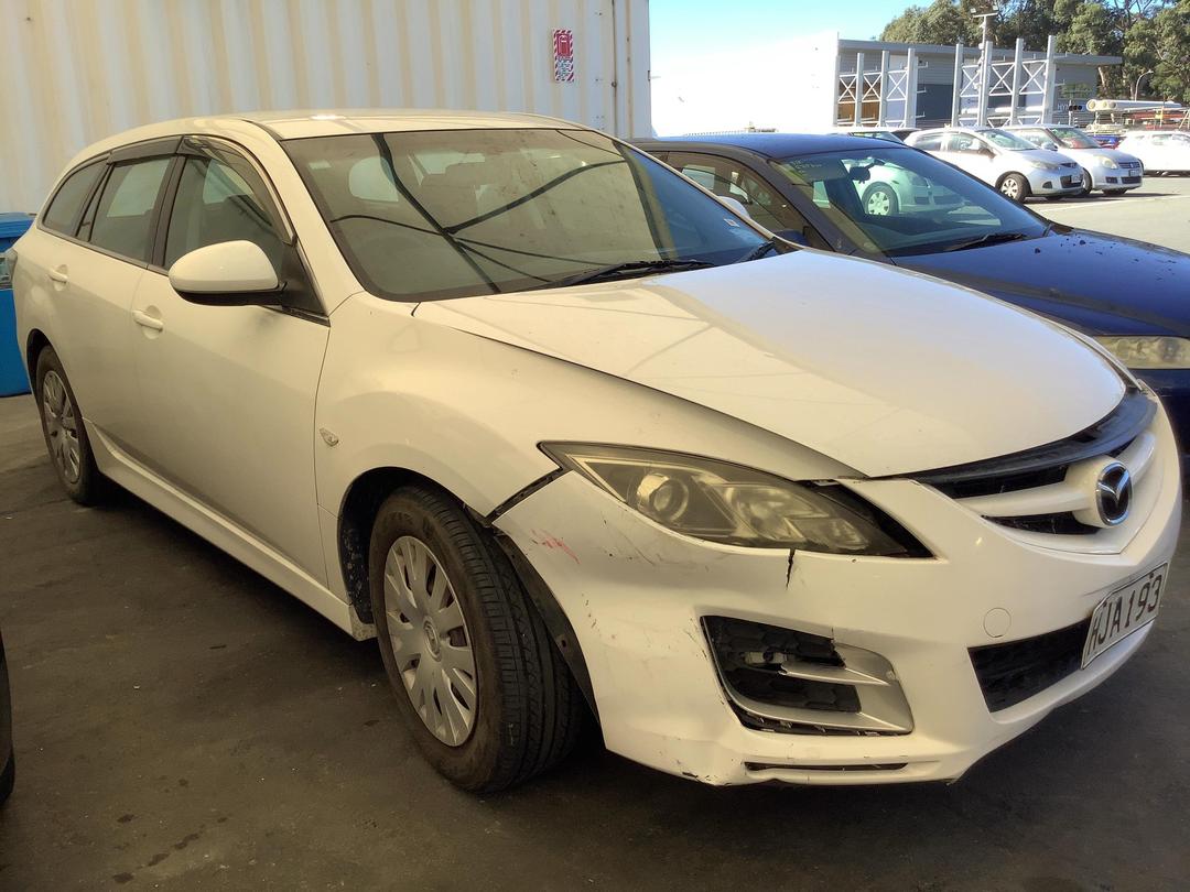 Photo '4' of Mazda Atenza 20C