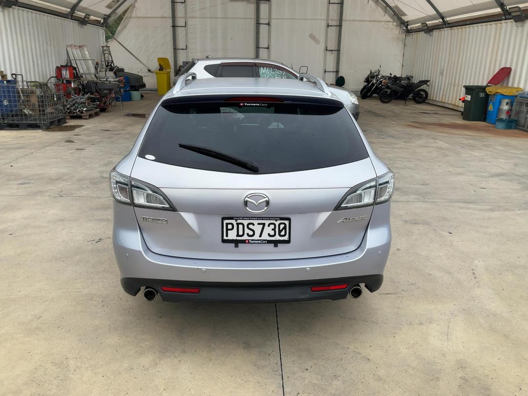 Photo '5' of Mazda Atenza