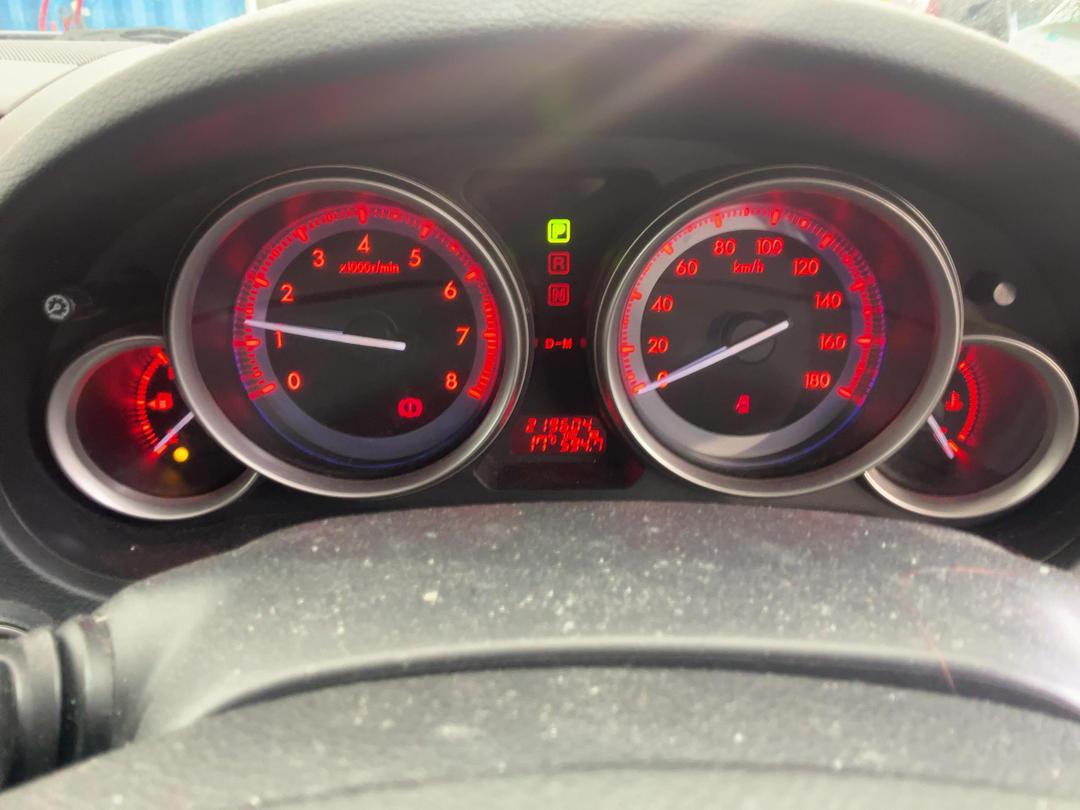 Photo '10' of Mazda Atenza